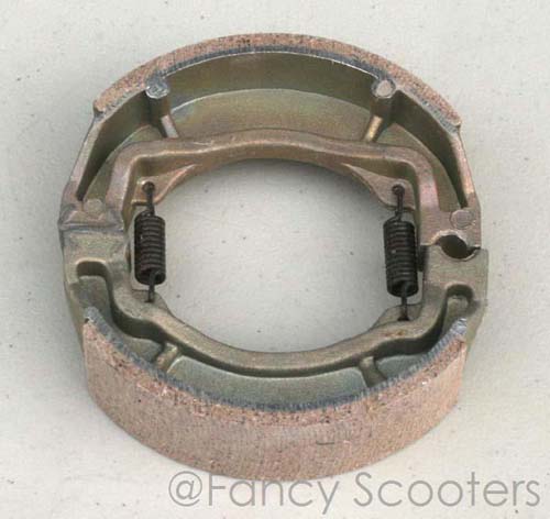 Drum Brake Shoes (Diameter = 105 mm, Thickness = 30 mm)