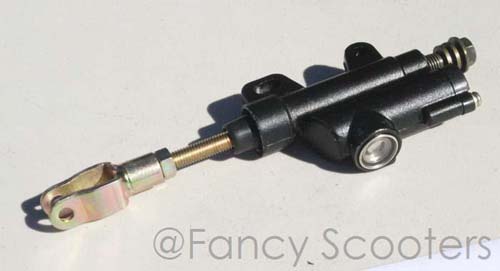 Hydraulic Foot Brake Master Cylinder (Brake Plunger = 55 mm)